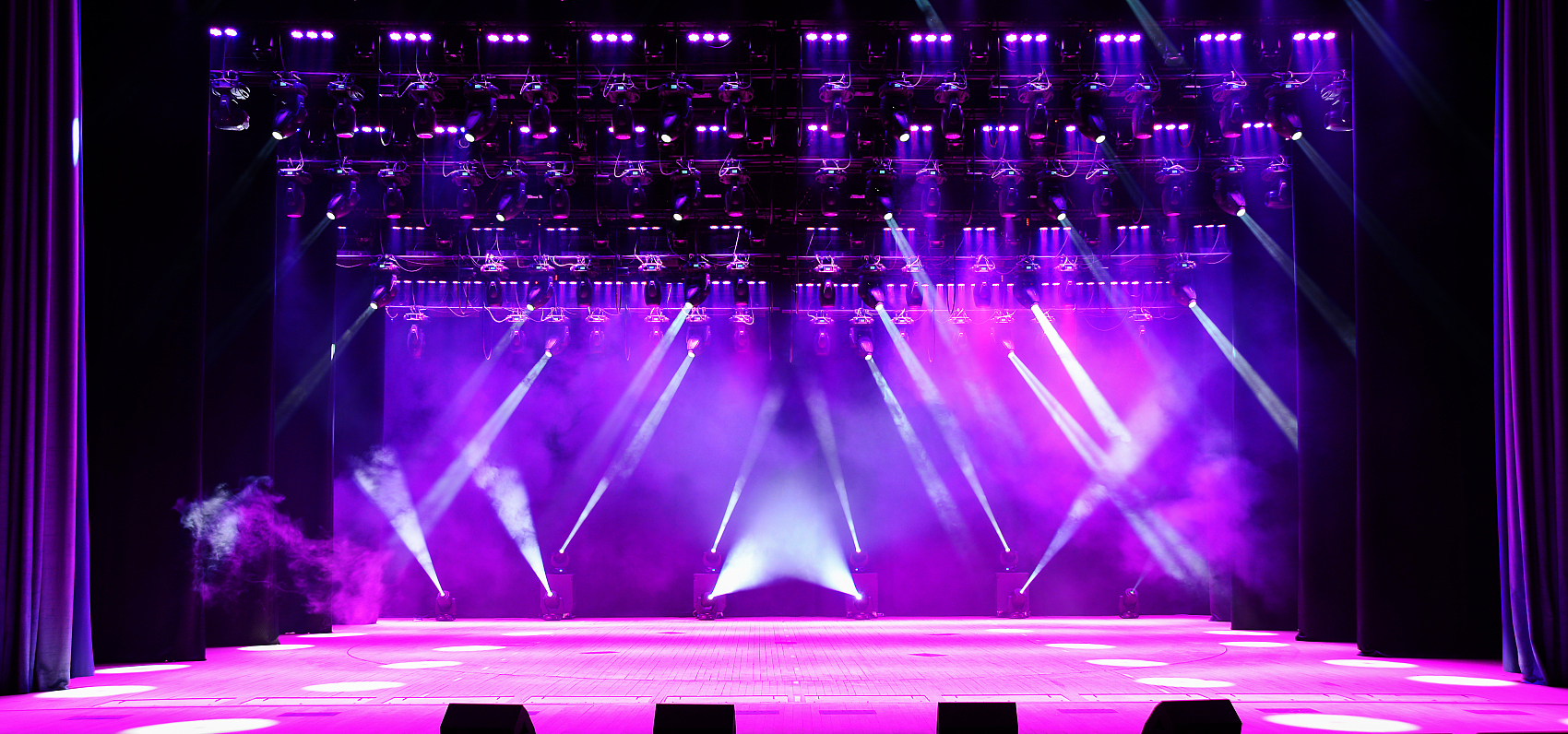 Hybrid moving head lighting system for rental companies